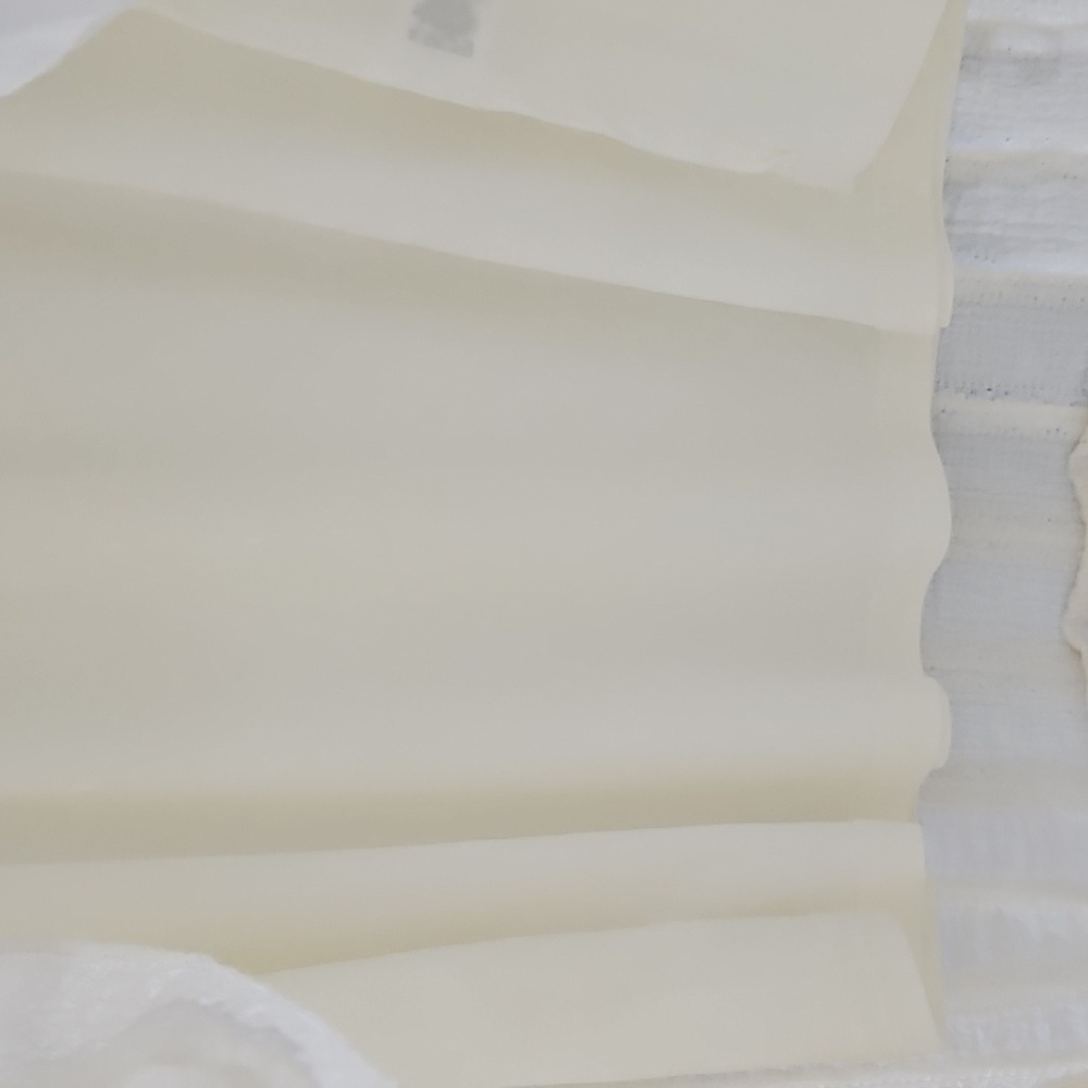 Good Luck Gem Elegant Cream Maxi Lace Skirt, S - Picture 4 of 6